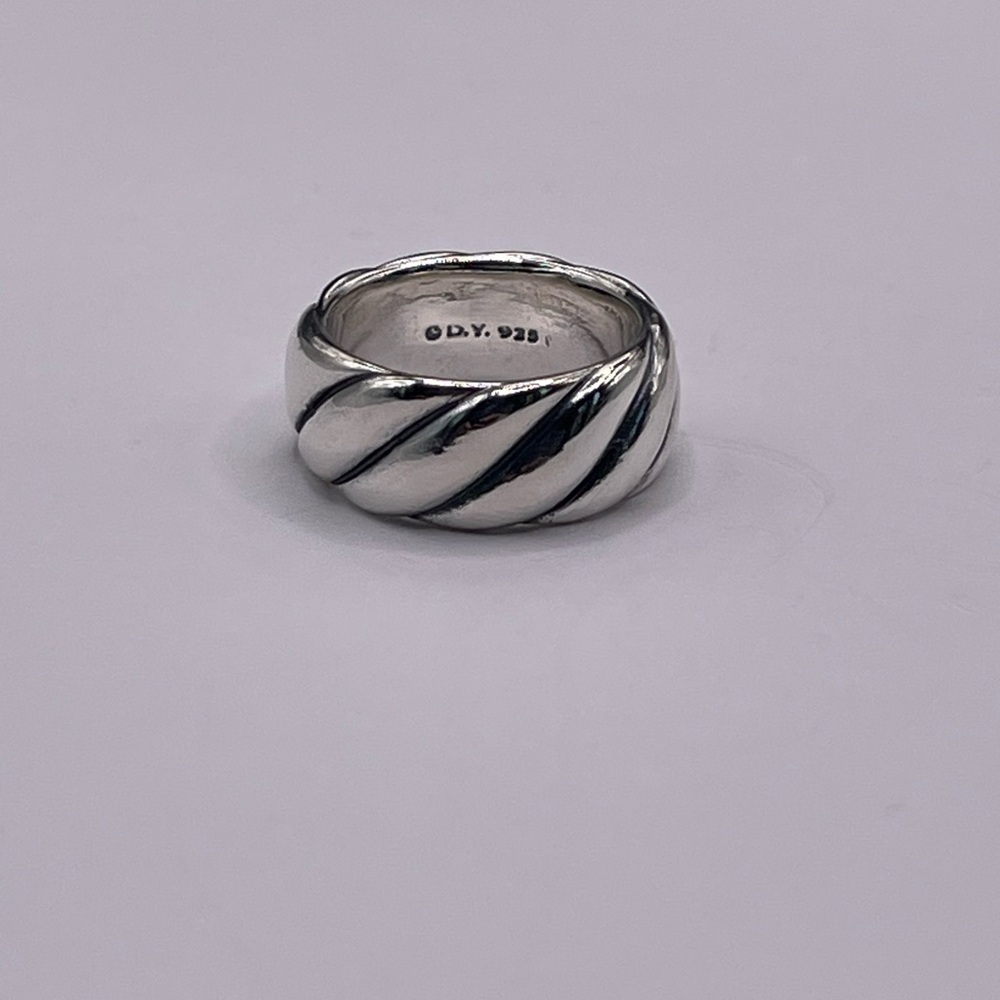 David Yurman Sculpted Cable Band Ring - Picture 6 of 8